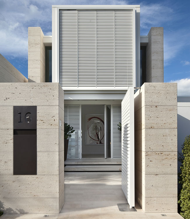 Sumich Cliff top house